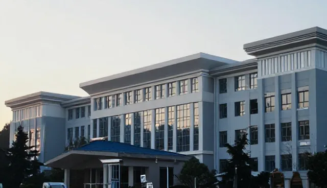 制造业旧房改造方案:材质选择常见问题与处理方法